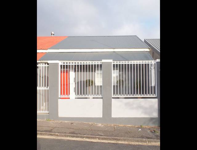 2 bed property to rent in WOODSTOCK